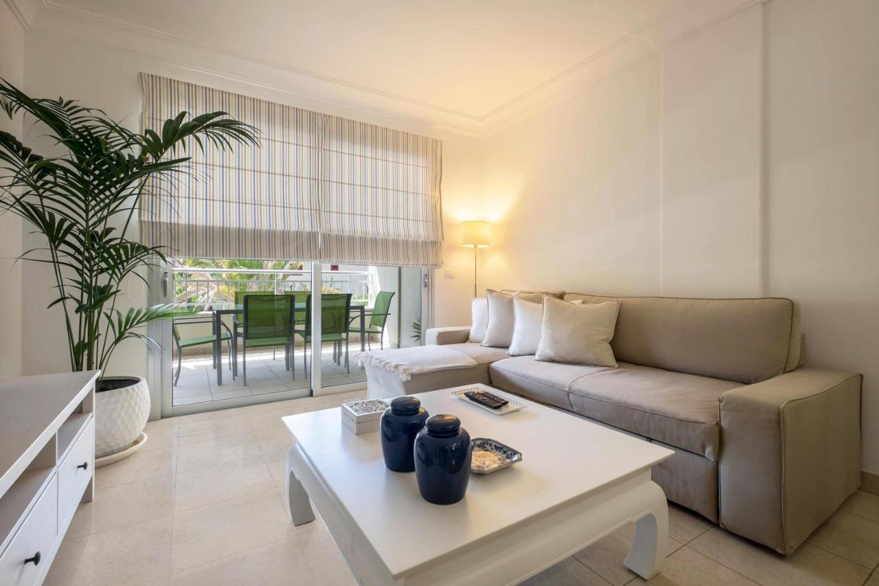 Apartamento Marina อาโรนา ภายนอก รูปภาพ